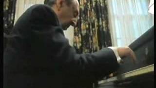 Vladimir Horowitz  The Last Romantic 612 Chopin  Scherzo No 1 in B Minor [upl. by Ahkihs132]