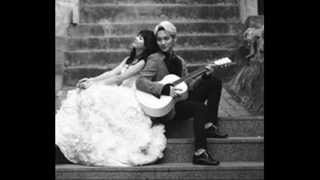 Rev Gary Davis The Boy Was Kissing The Girl And Playing The Guitar At The Same Time 1964 [upl. by Etty568]