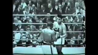 Muhammad Ali vs Sonny Liston 1st fight  Мохаммед Али  Сонни Листон 1й бой [upl. by Robena936]