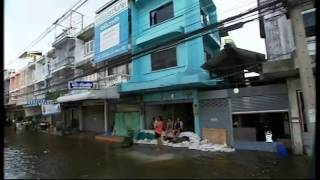 Battle to save Bangkok from floods [upl. by Aitetel]