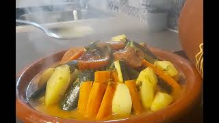 Tajine de bœuf aux légumes [upl. by Nilad]