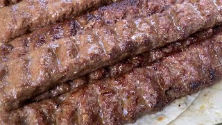 How To Make Koobideh Kebab Persian Minced Kebab  چگونگی درست کردن کباب کوبیده Farsi [upl. by Brittney]