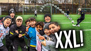 XXL RUNDLAUF FUßBALL CHALLENGE VS ABONNENTEN [upl. by Sivet]