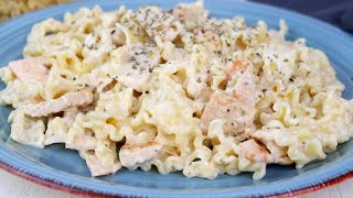 🍝🍗PASTA Alfredo con POLLO🍗🍝  Receta fácil de pasta con salsa Alfredo [upl. by Liz]