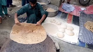 Biggest Roti in Pakistan [upl. by Chatav]