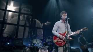 Noel Gallaghers High Flying Birds  Everybodys On The Run Live at the O2 London [upl. by Cort]