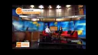 Robin Meade in black OTK  22Oct2013 [upl. by Keely]