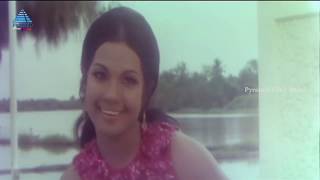 Ulagam Sutrum Valiban Tamil Songs  Pachai Kili Video Song  MG Ramachandran  Latha [upl. by Jochebed644]