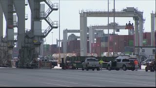 Port workers are threatening to strike Oct 1 Georgia Ports Authority prepares [upl. by Helprin902]