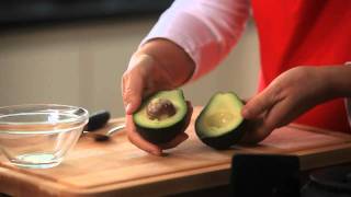 Advocado schoonmaken [upl. by Naujad]