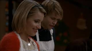 GLEE  Full Performance of Do They Know Its Christmasquot from quotExtraordinary Merry Christmasquot [upl. by Snahc549]