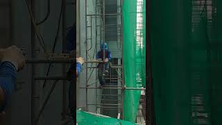 Ilevel ang transom constructionlife shortvideo scaffolder [upl. by Oicul]