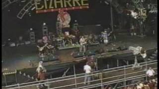 Mr Bungle Bizarre Festival 2000 4 Travolta Quote Unquote And Doo Wop That Thing [upl. by Sung]