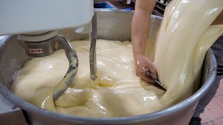 Amazing Bread Making Process and Popular Bread Collection Taiwan Bakery  驚人的麵包製作過程 人氣麵包大合集 [upl. by Rafaela214]