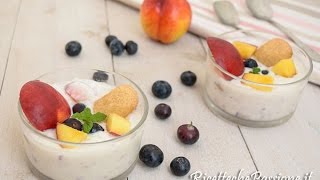 Cremoso yogurt e mirtilli ricco di antiossidanti  Ricette che Passione [upl. by Surtimed632]