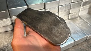 MELTING ALUMINIUM Security lights into a nice little ingot  asmr  how to melting metals at home￼ [upl. by Dagall]