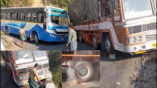 Struggling to The Driver Ghat Road Help Them to Rescue The Truck [upl. by Neffets]