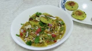 Ragda Patties or Petis  Aloo Tikki Chaat  Potato Patties with Gravy  Video Recipe [upl. by Innad]