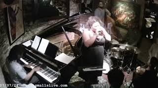 Debi Llorar  Live at Mezzrow [upl. by Jea]