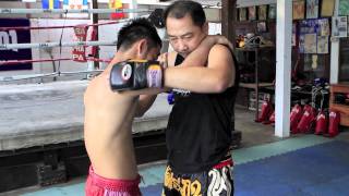 Muay Thai Minute  Sasiprapa Gym [upl. by Iretak]