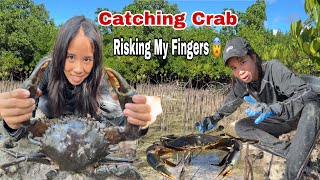 Catching Giant Mud Crab In the Remote Area In Siargao IslandCatch And Cook [upl. by Blanca]