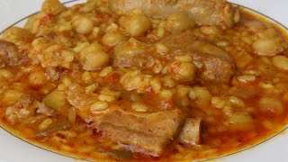 Costillas de cerdo con garbanzos y arroz [upl. by Neeluj]