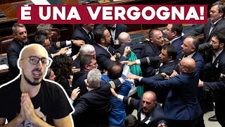 CLAMOROSA RISSA in PARLAMENTO È UNA VERGOGNA [upl. by Bannister]