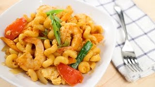 ThaiStyle Pasta Recipe quotPad Macaroniquot  Hot Thai Kitchen [upl. by Hgielrahc949]