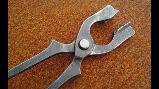 Blacksmithing  Forging Bolt Jaw Tongs The best tongs EVER 2019 [upl. by Lancelle]