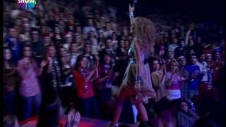 Hadise  Evlenmeliyiz Show TV 2012 Yılbaşı Konseri [upl. by Ingunna]