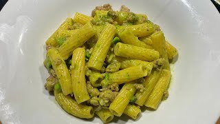 PASTA con ASPARAGI e SALSICCIA  ricetta facile e GODURIOSA [upl. by Alexi]