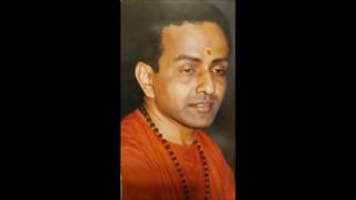 Swami Pranavamritananda Puri singing Vazhiya Endrum [upl. by Lettie]