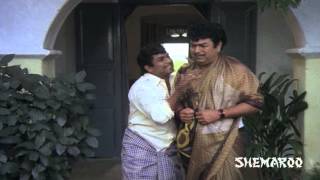 Brahmanandam catches Giri Babu in a saree  Pellama Majaka Comedy Scenes [upl. by Ffirahs803]