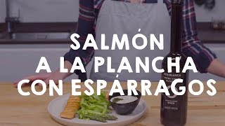 Cómo cocinar con aceite de oliva  Salmón a la plancha con espárragos [upl. by Karrie]