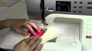 Bernina 330 21 Blanket Stitch Applique [upl. by Marlen]