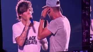 One Direction  Stockholm Syndrome  July 17th 2015  Vancouver BC [upl. by Ynafit]