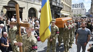 Tausende trauern um die ermordete ukrainische Nationalistin Iryna Farion [upl. by Corb]