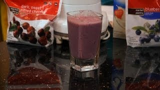 Smoothies With Greek Yogurt  Making Smoothies [upl. by Saltsman]