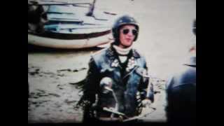 1970s BRITISH ROCKERS BIKER GANG GREASERS LEATHER amp DENIM JACKETSTWO STROKES CAFE RACER MOTORCYCLES [upl. by Ballman]