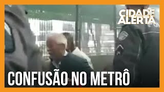 Fumaça e correria falha técnica na linha 3Vermelha do Metrô gera caos na estação Barra Funda [upl. by Eiramenna]