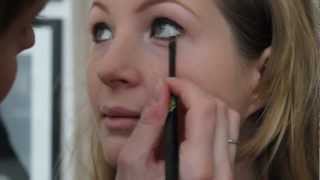 Tutoriel Maquillage Brigitte Bardot années 60 [upl. by Ahsenyt546]