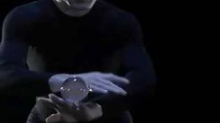 Michael Moschen Performs with One Crystal Ball [upl. by Georas]