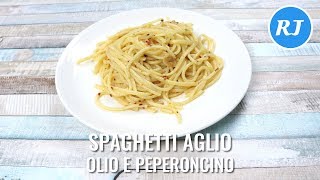 How To Make Spaghetti Aglio E Olio [upl. by Almeeta49]