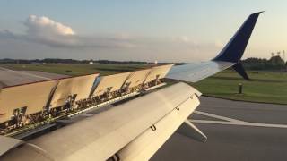 HD Beautiful 737 Sunset Landing with Wing Condensation Wing View Landing at Baltimore BWI [upl. by Matelda]