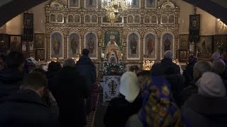 Ucraina verso bando chiesa ortodossa di Mosca Ancora raid russi su Kherson [upl. by Yrram]