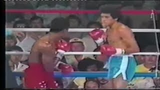 Salvador Sanchez vs Patrick Ford 1980 09 13   Third defense of the champion title [upl. by Atisusej575]