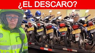 Ya está la Circular aclarando el uso de calcomanías y el color por parte de Mintransporte [upl. by Rahas]