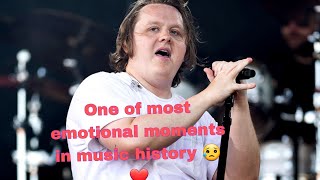 Fans Helped Him To Finish His Song  Lewis Capaldi  Glastonbury lewiscapaldi [upl. by Malissa]