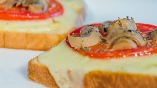 Pizzetas con Pan Lactal  Mozzarella Champignones y Tomate [upl. by Nyltyak]