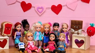 Valentines Day 2024  Elsa amp Anna toddlers  school decorating  gifts  games  Barbie [upl. by Proud220]